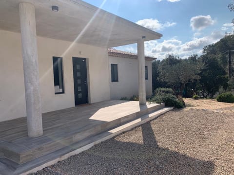 Magnifique Villa classée 4* meublé de tourisme Villa in Besse-sur-Issole