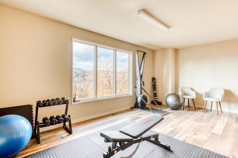 Modern Soul House in Mosier