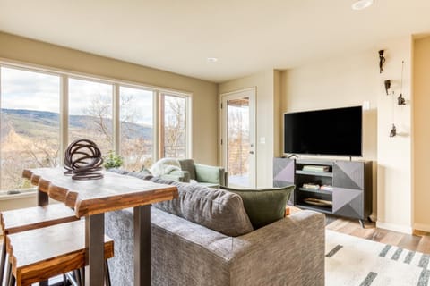 Modern Soul House in Mosier