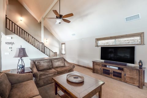 Brickers Lakefront House in Bass Lake