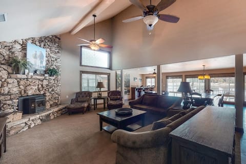 Brickers Lakefront House in Bass Lake