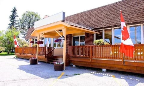 Property building, Balcony/Terrace