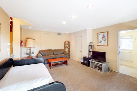 Alford Family Lodge House in Bass Lake