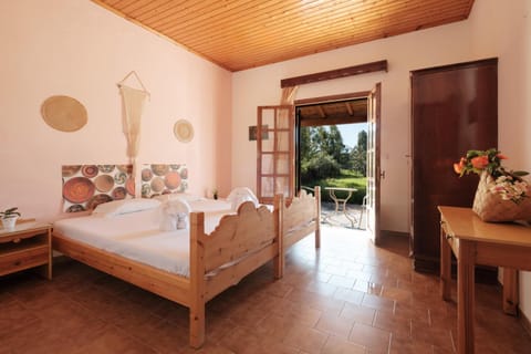 SERENGETI NAP comfy rooms Apartment hotel in Corfu, Greece