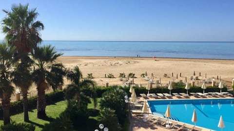 Garden, Beach, Garden view, Pool view, Sea view