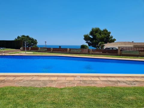 Garden view, Sea view, Swimming pool, Swimming pool