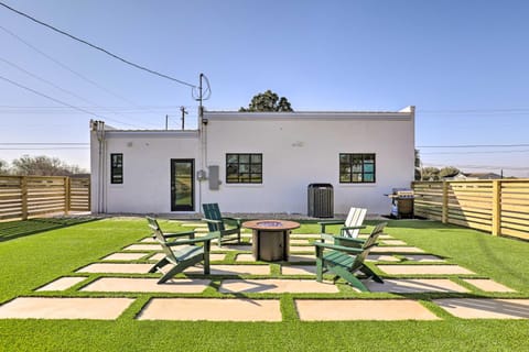 Unique Texas Home in Converted Gas Station! House in Texas
