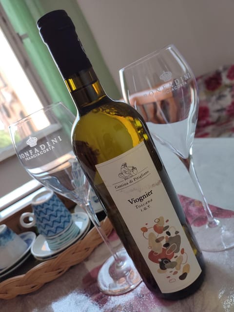 Food and drinks, Drinks, Alcoholic drinks