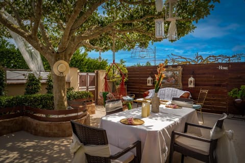 Patio, Restaurant/places to eat, Garden