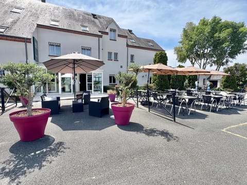 Property building, Patio