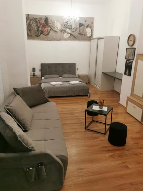 Living room, Photo of the whole room, Bedroom