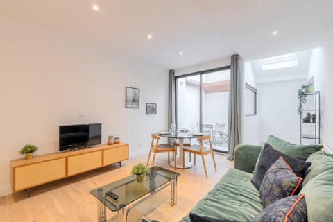 Fully equipped duplex with exterior and parking ! Apartment in Lille