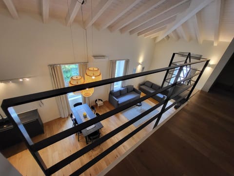 Bed, TV and multimedia, Living room, Photo of the whole room, Seating area, Bedroom