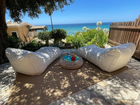 Nearby landmark, Natural landscape, Summer, Garden, Balcony/Terrace, Decorative detail, Beach, Beach, Garden view, Sea view, Area and facilities, Sunrise
