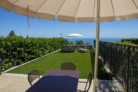 Garden, Balcony/Terrace, Garden view, Sea view