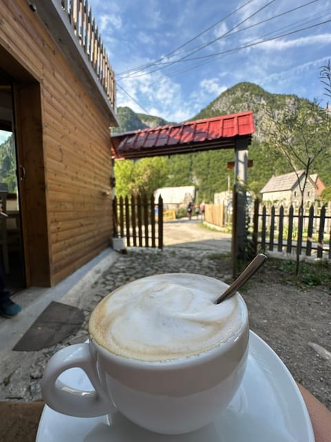 GUEST HOUSE “ Center Theth “ Bed and Breakfast in Montenegro