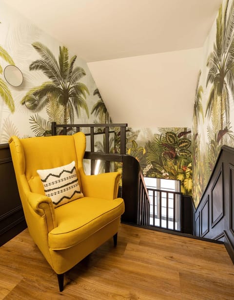 Property building, Lobby or reception