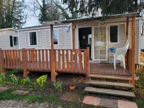 Spring, Balcony/Terrace