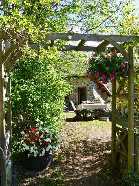 Spring, Day, On site