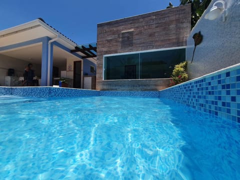 Property building, Day, Pool view, Swimming pool, Swimming pool