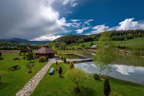 Nearby landmark, Spring, Natural landscape