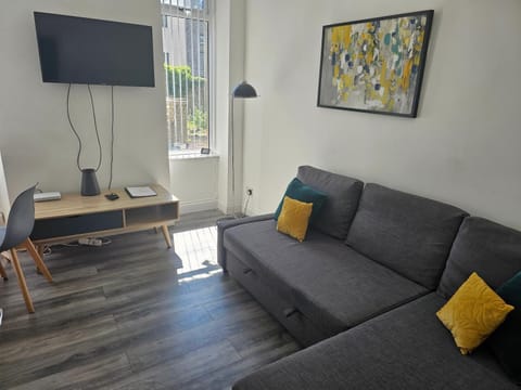 Seating area, Evening entertainment