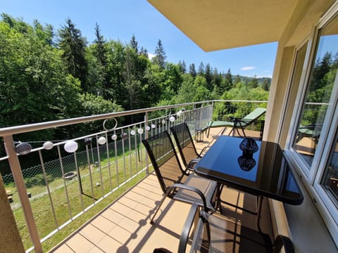 Balcony/Terrace, Garden view