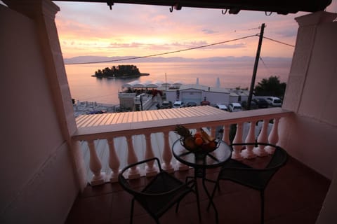 Balcony/Terrace, Sea view, Sunrise