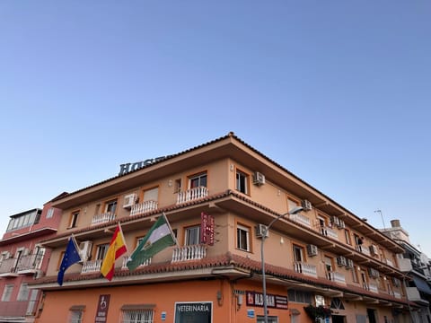 Property building, Day