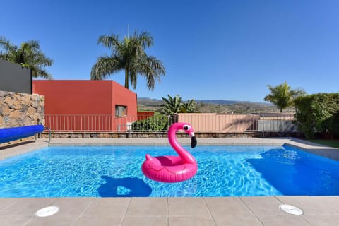 Mountain view, Swimming pool
