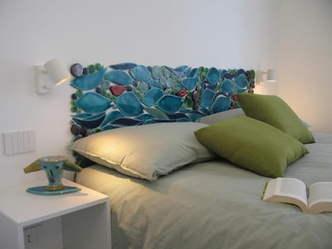 Seating area, Bedroom