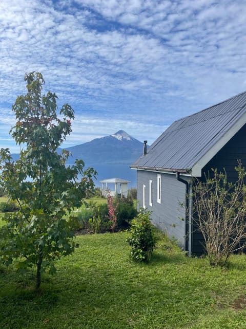 Natural landscape, Garden, Garden view, Lake view, Mountain view