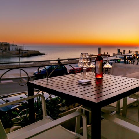Natural landscape, Sea view, Drinks, Alcoholic drinks, Sunset
