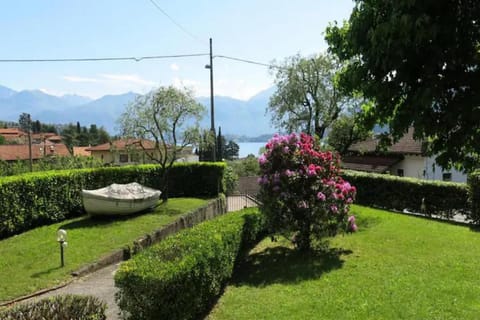 Enjoy Lenno Apartment in Lenno