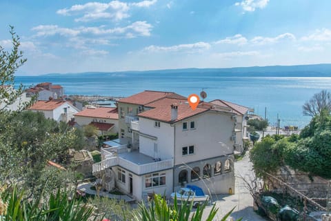 Facade/entrance, Sea view
