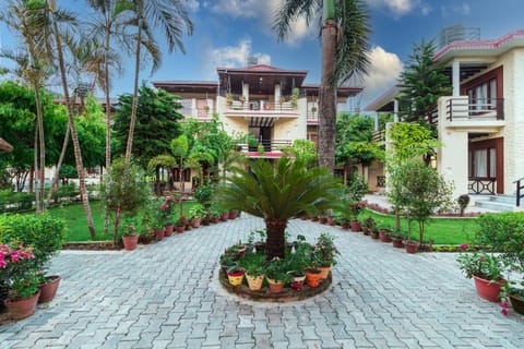 Property building, Garden, Garden view