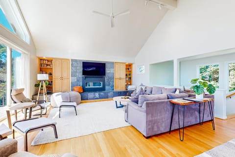 Capeside Paradise House in Pacific City