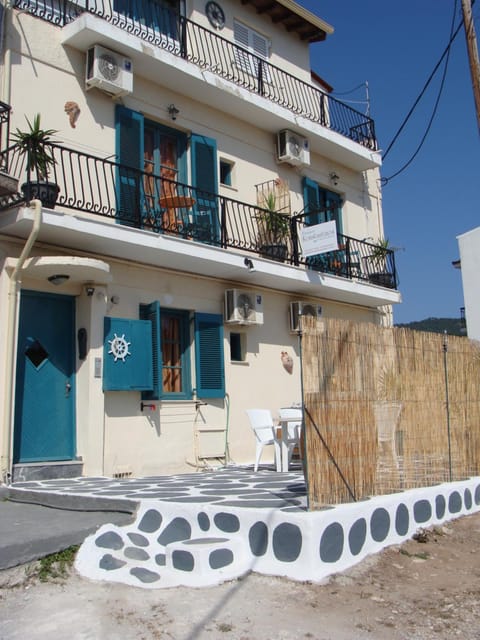 Property building, Facade/entrance