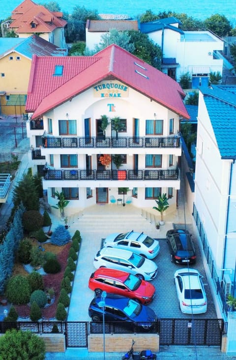 Property building, Location