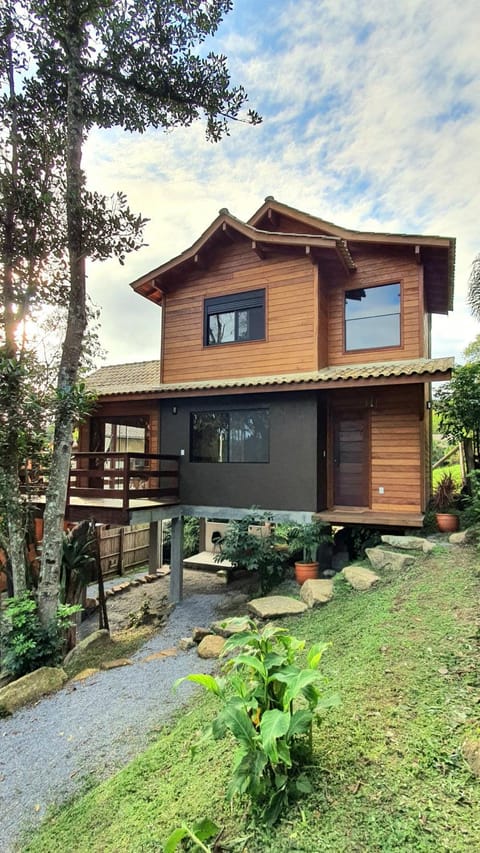 Facade/entrance, Garden