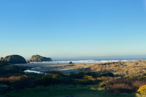 Ocean Song House in Oregon
