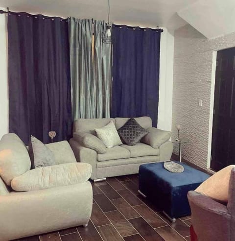 Lovely and warming 3 bed Apartment in Morelia