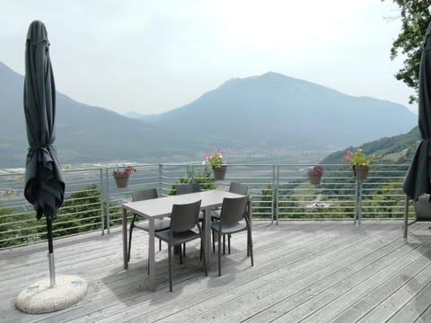 Balcony/Terrace, City view, City view, Garden view, Mountain view, Mountain view