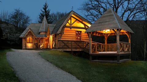 Property building, Garden, Spa and wellness centre/facilities