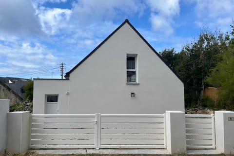 Maison Tamaris avec jardin et clos House in Quiberon