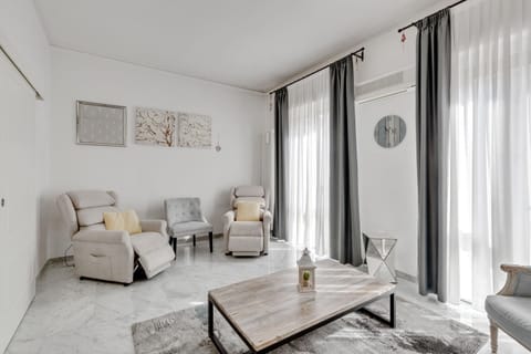 Elegant Blue Apartment Apartment in Vicenza
