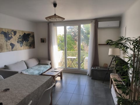 Les Tamaris Apartment in Arles