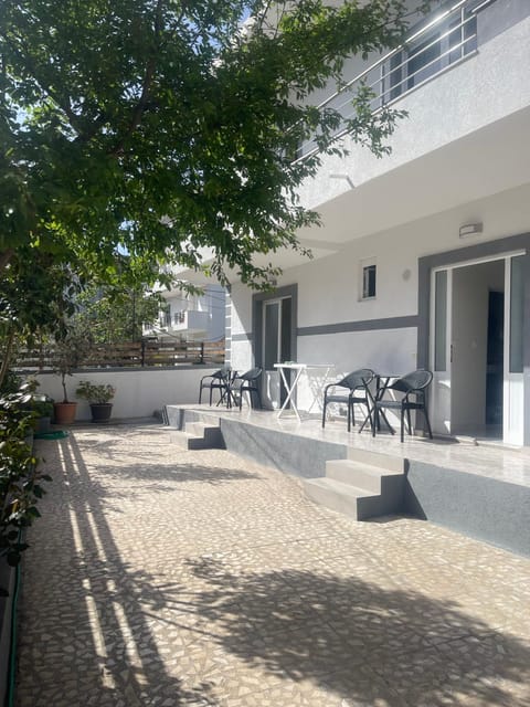 Property building, Garden view