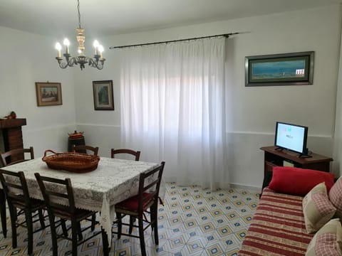 MISTRAL HOLIDAY HOME Apartment in Sardinia