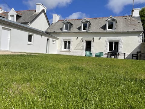 maison totalement rénovée 3 chambres au coeur du village House in Brittany